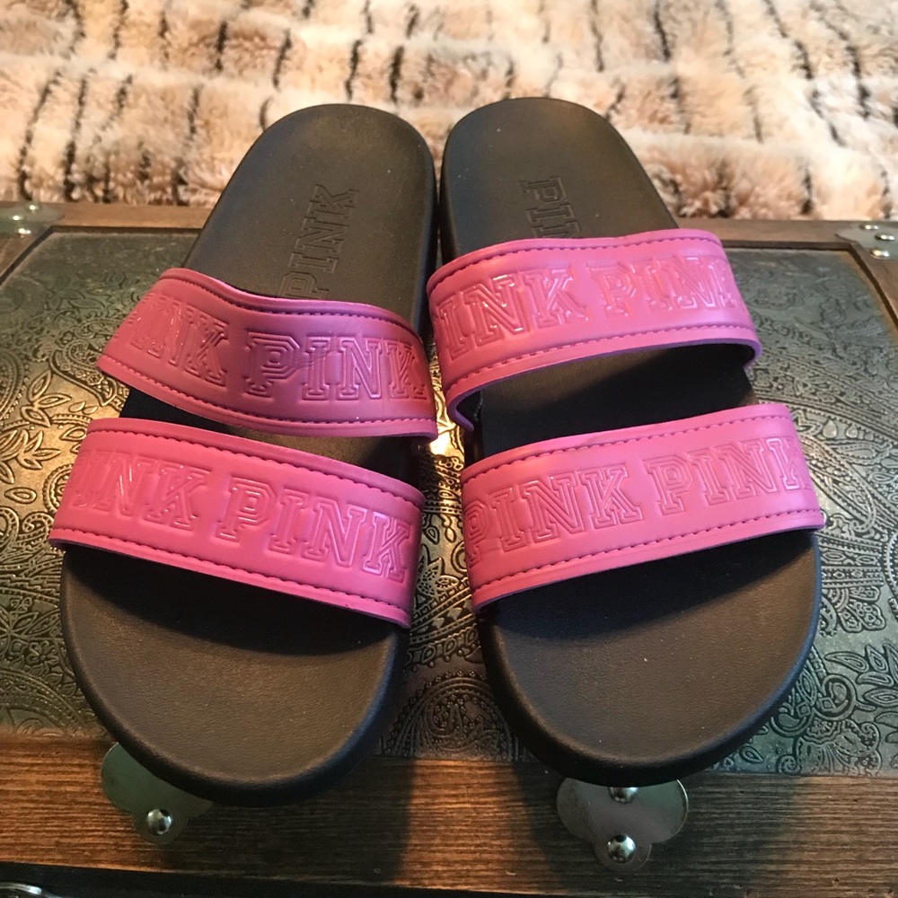 VS PINK opened toed thong type size 7/8.